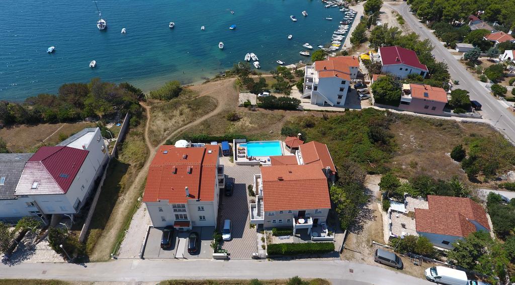 Villa Jurac ปอฟเลียนา ภายนอก รูปภาพ